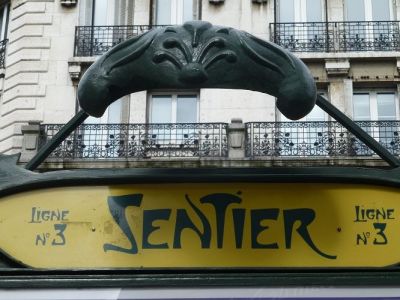 01_Metro_Sentier-2.jpg