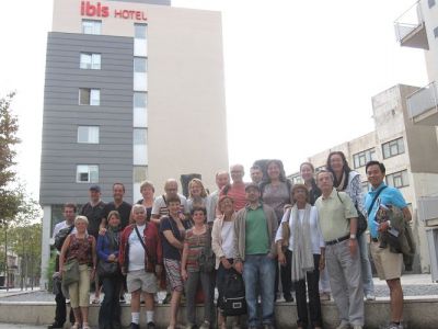 485_Groupe_devant_l_Ibis.jpg
